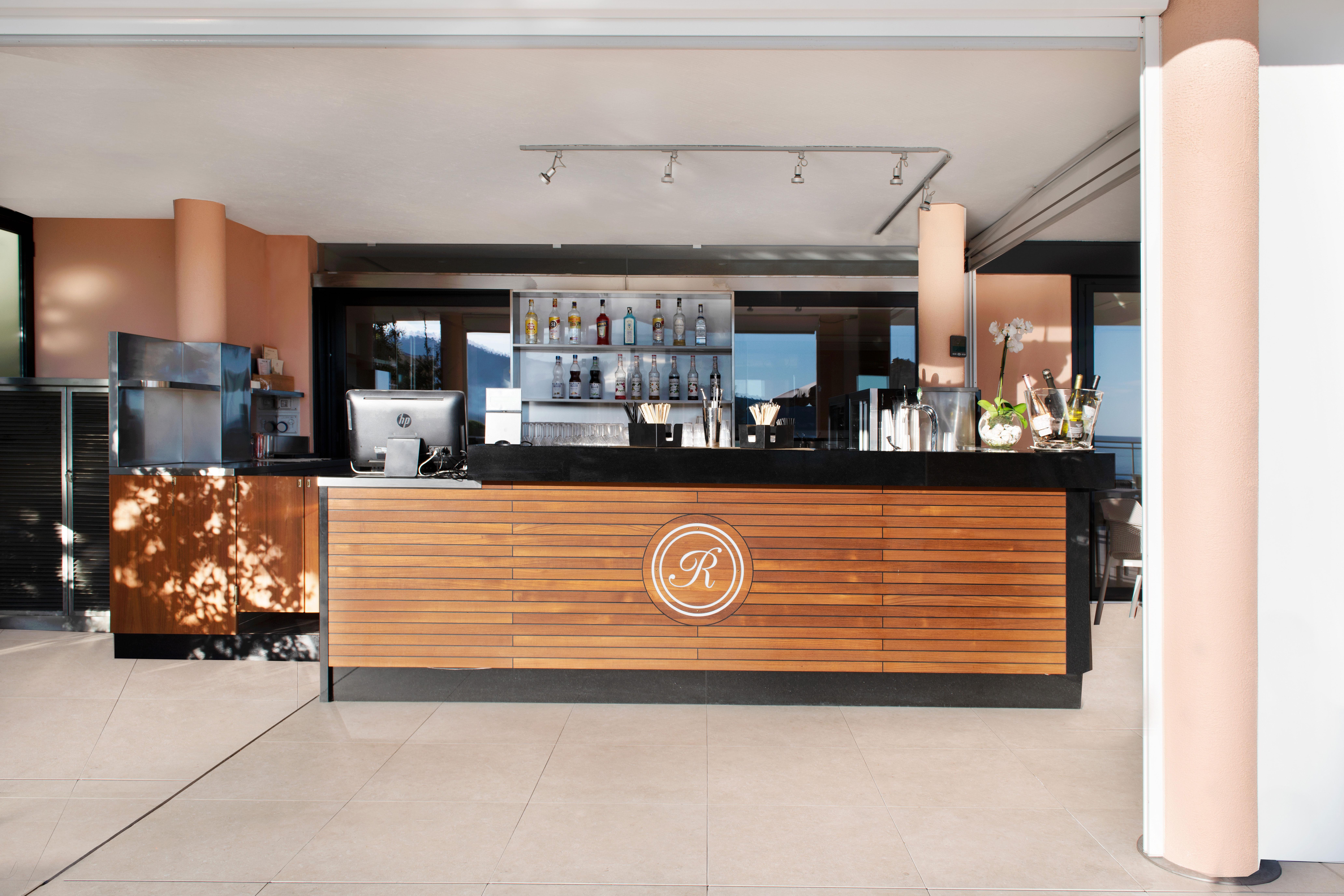 Grand Hotel Bristol Spa Resort, By R Collection Hotels Rapallo Luaran gambar The bar at the R Bar