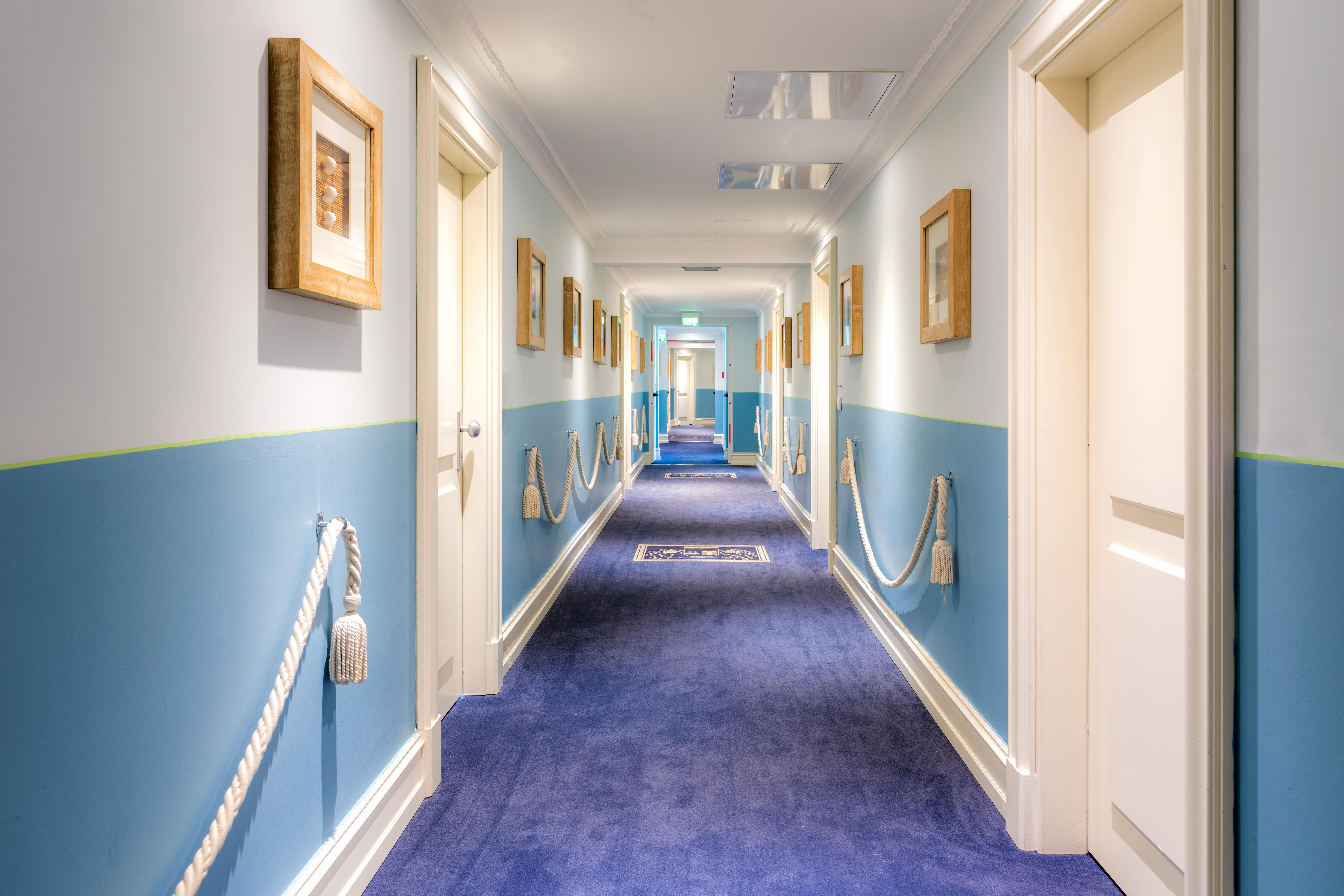 Grand Hotel Bristol Spa Resort, By R Collection Hotels Rapallo Luaran gambar A typical hotel corridor