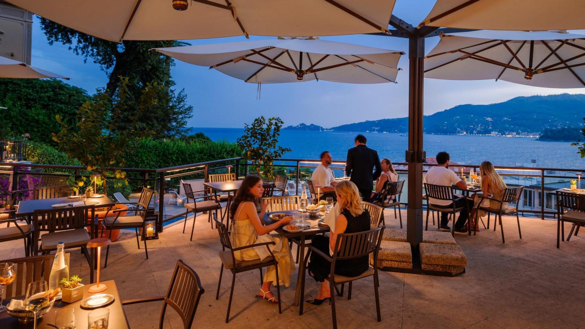 Grand Hotel Bristol Spa Resort, By R Collection Hotels Rapallo Luaran gambar Terrace at the Hotel