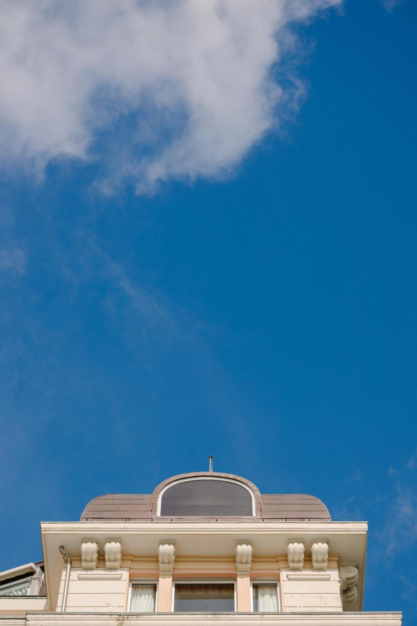 Grand Hotel Bristol Spa Resort, By R Collection Hotels Rapallo Luaran gambar The blue sky